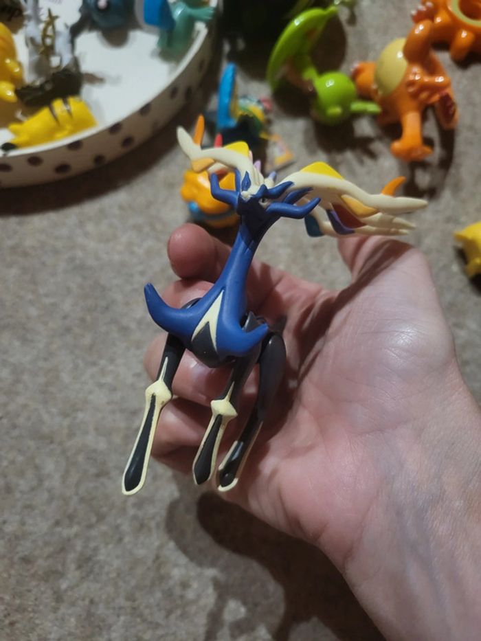 Grande figurine pokemon articulée tomy xerneas - photo numéro 2