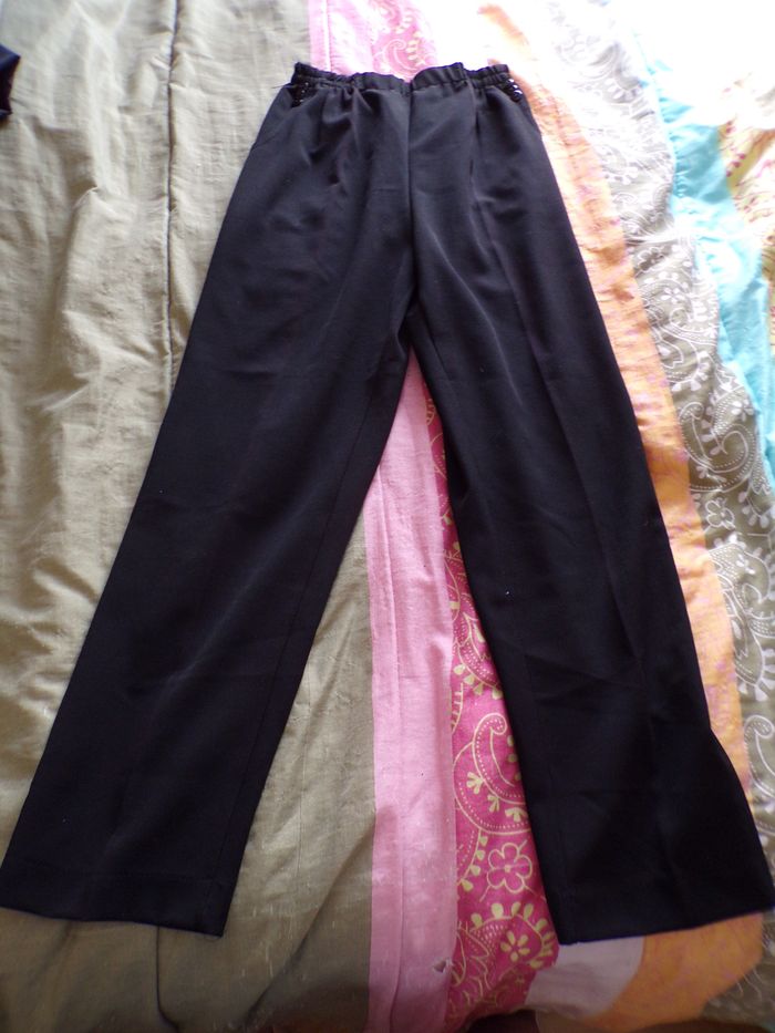 Pantalon noir taille 1 (36/38)