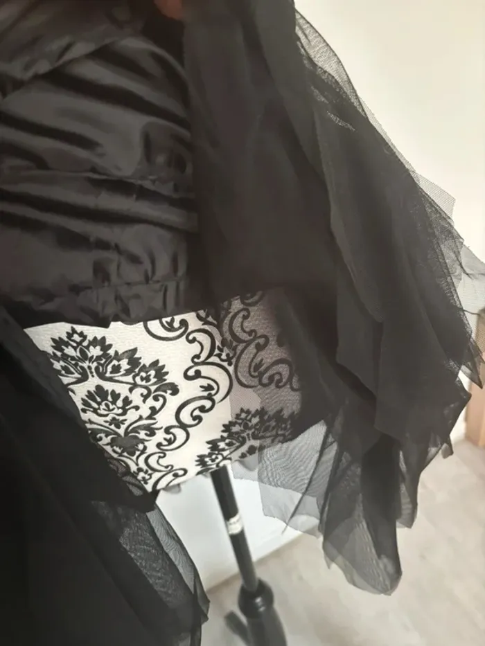 Petite robe de soirée noire en sequins et tulle 36 - photo numéro 4