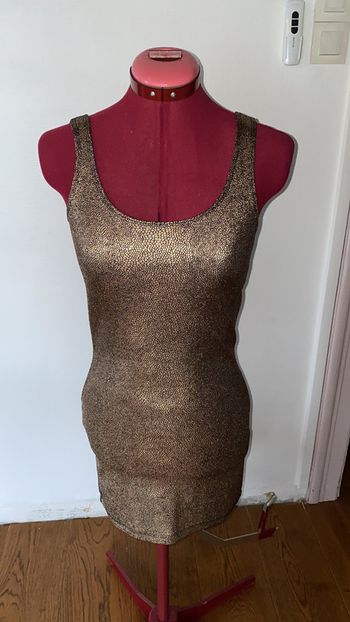 Robe sexy dorée