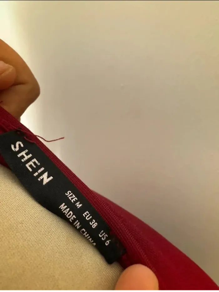 Robe rouge en velours – SHEIN - photo numéro 5
