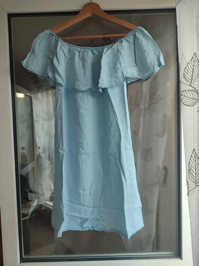 Robe bleu ciel