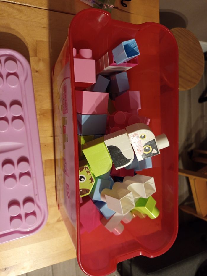 Boîte de lego - photo numéro 2