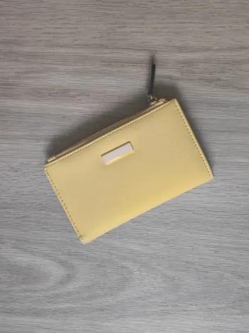 Portefeuille jaune moutarde noir similicuir /Gémo - 15x9,5cm