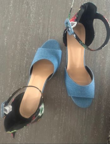 Sandales élégantes bleues (Pointure 41)