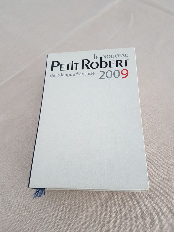 Dictionnaire - photo numéro 1