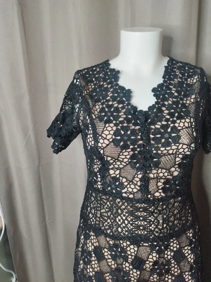 Robe ajourée avec doublure - photo numéro 2