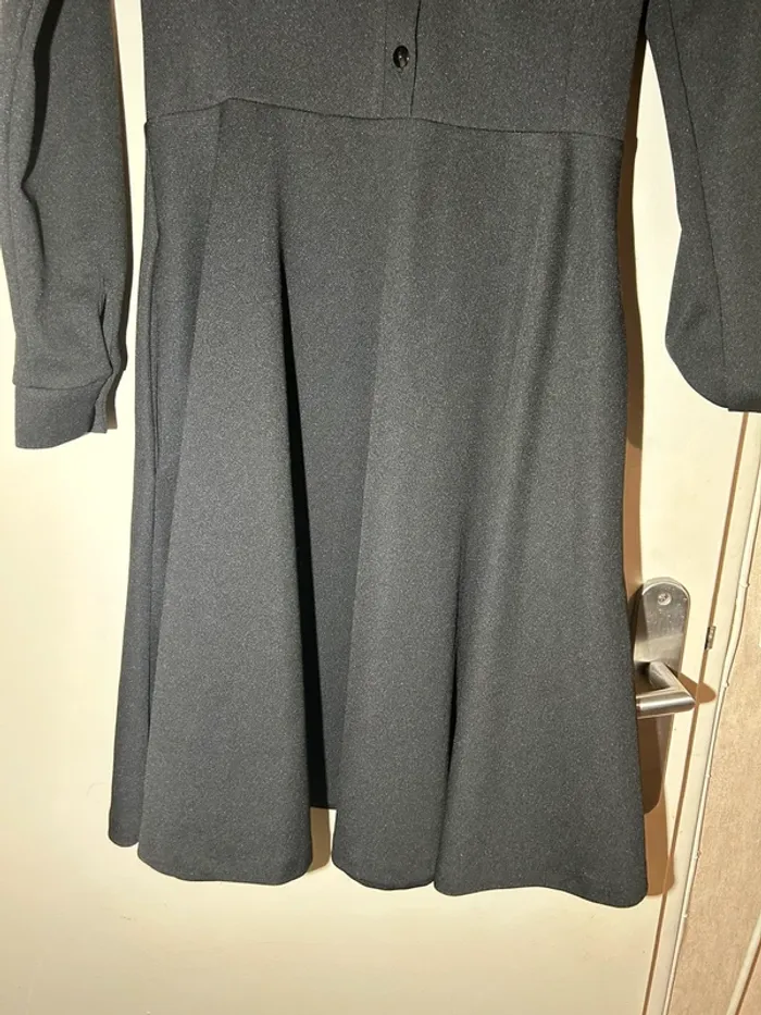 Robe noire pepe runa - photo numéro 3