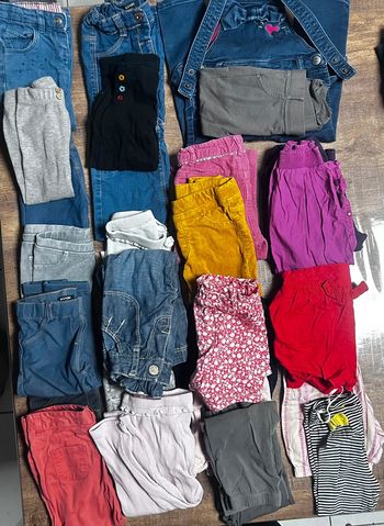 Lot jeans pantalons leggings shorts fille 18mois
