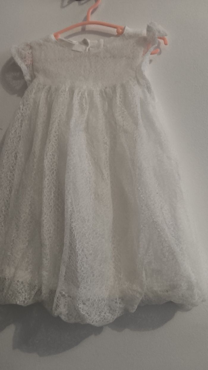 Magnifique robe baptême ou autre taille 12 mois - photo numéro 3