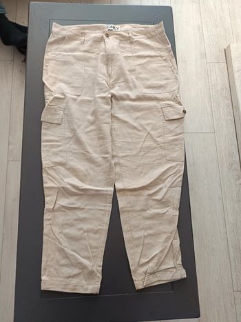 Pantalon cargo