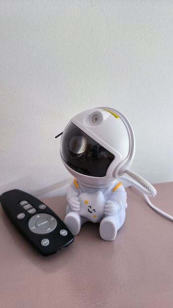 Lampe astronaute ciel étoilé