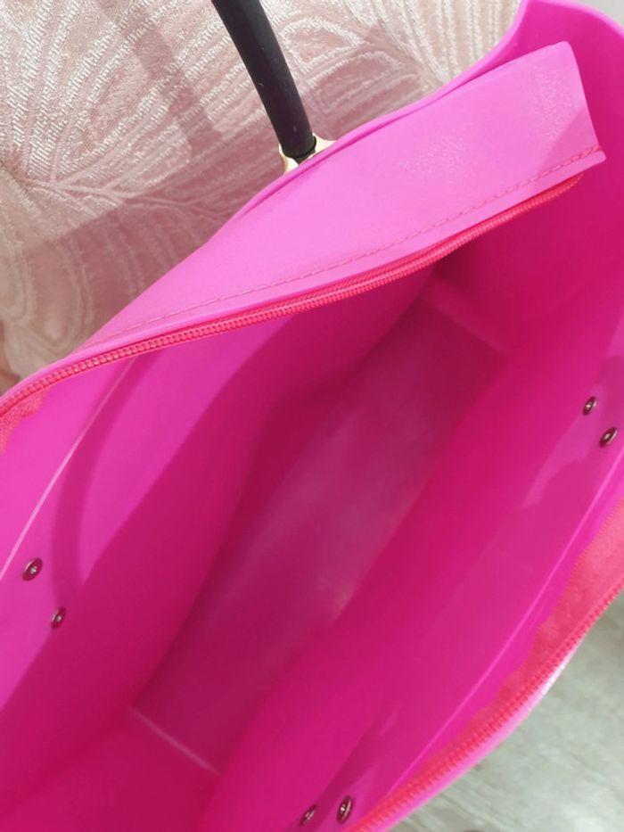 Sac Caoutchouc Cours ou Sac à main - photo numéro 3