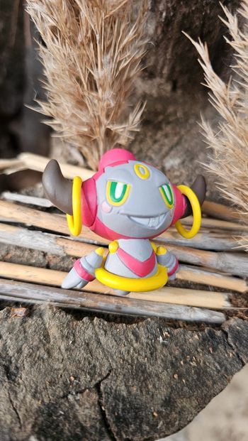 Super figurine Pokemon Nintendo tomy hoopa