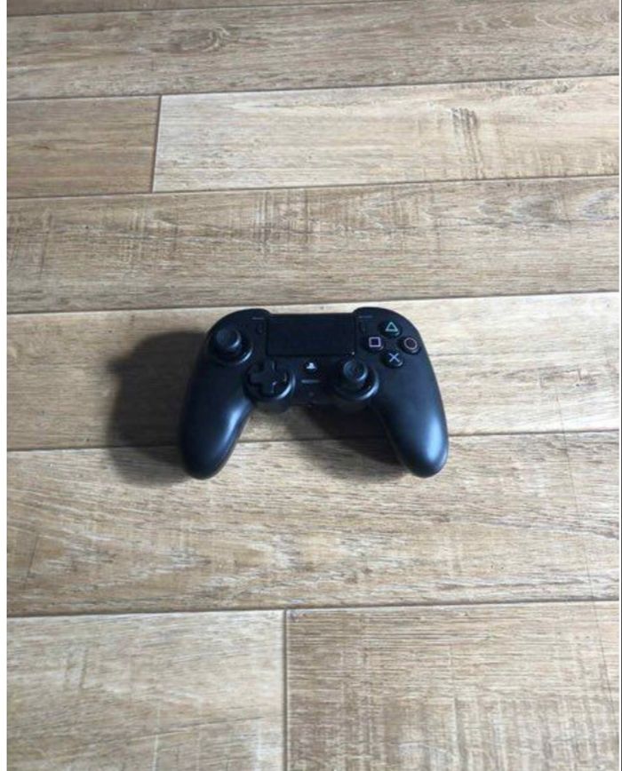 Manette ps4.   Nacon