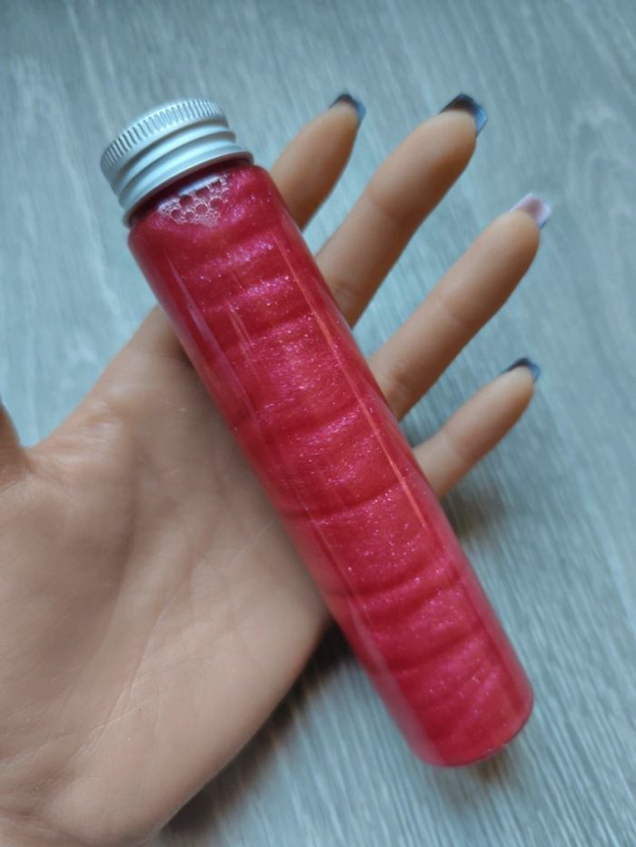 Tube sensoriel sensorielle magique rouge retour au calme