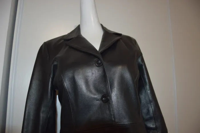 Manteau en cuir - photo numéro 5