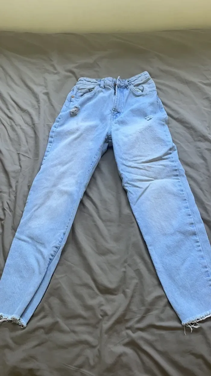 Jean mom