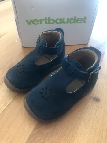 Sandales salomés mixtes en cuir Vertbaudet pointure 21