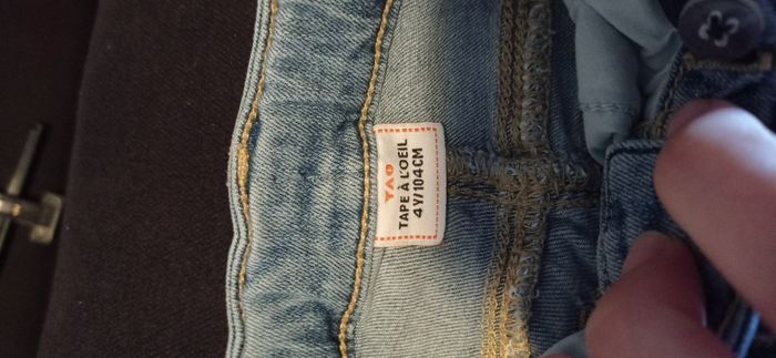 Jeans tape a l oeil 4 ans - photo numéro 3