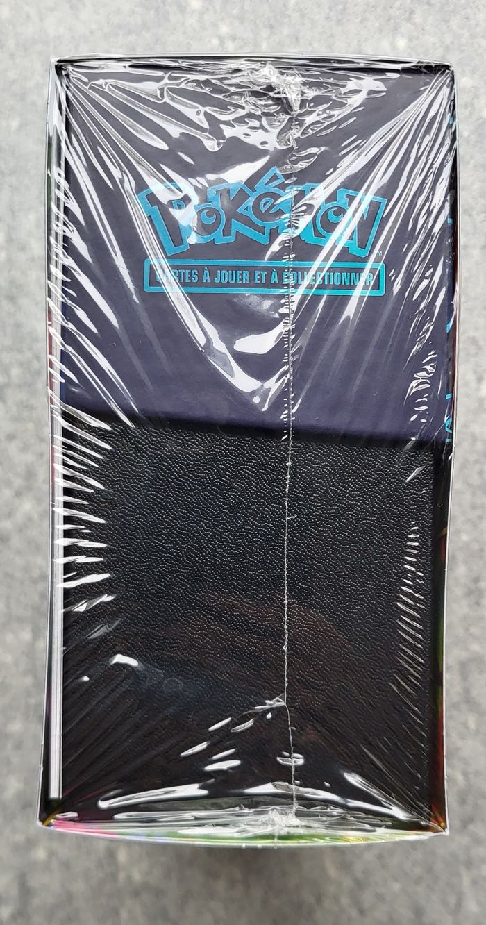 ETB Méga-Evolution 2 - Flammes Fantasmagoriques - photo numéro 5