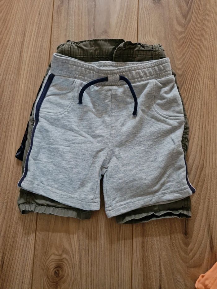 Lot shorts 3 ans - photo numéro 3