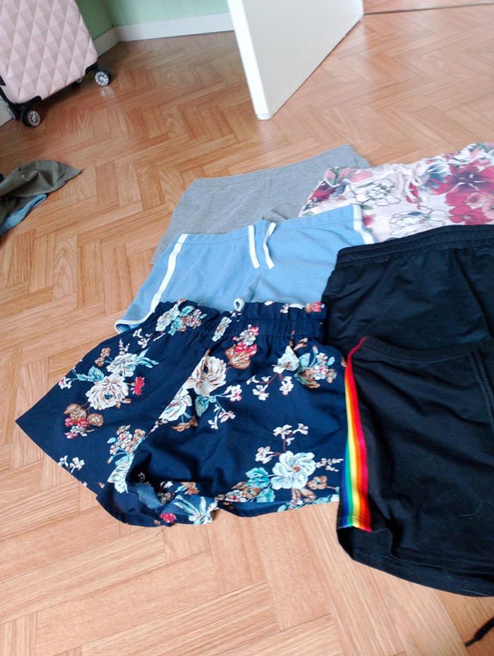 Lot de 6 shorts - Taille M - photo numéro 2