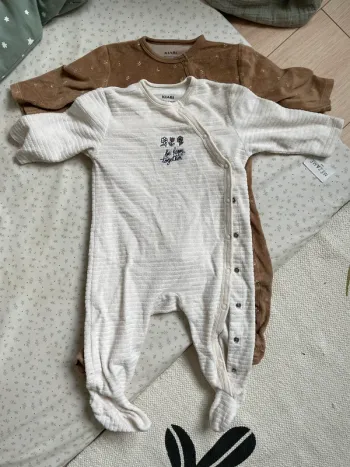 2 pyjamas velours Kiabi 12 mois