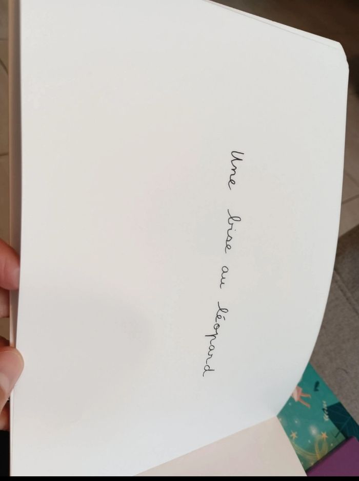 Livre école des loisirs un bisou pour de Malika doray - photo numéro 5