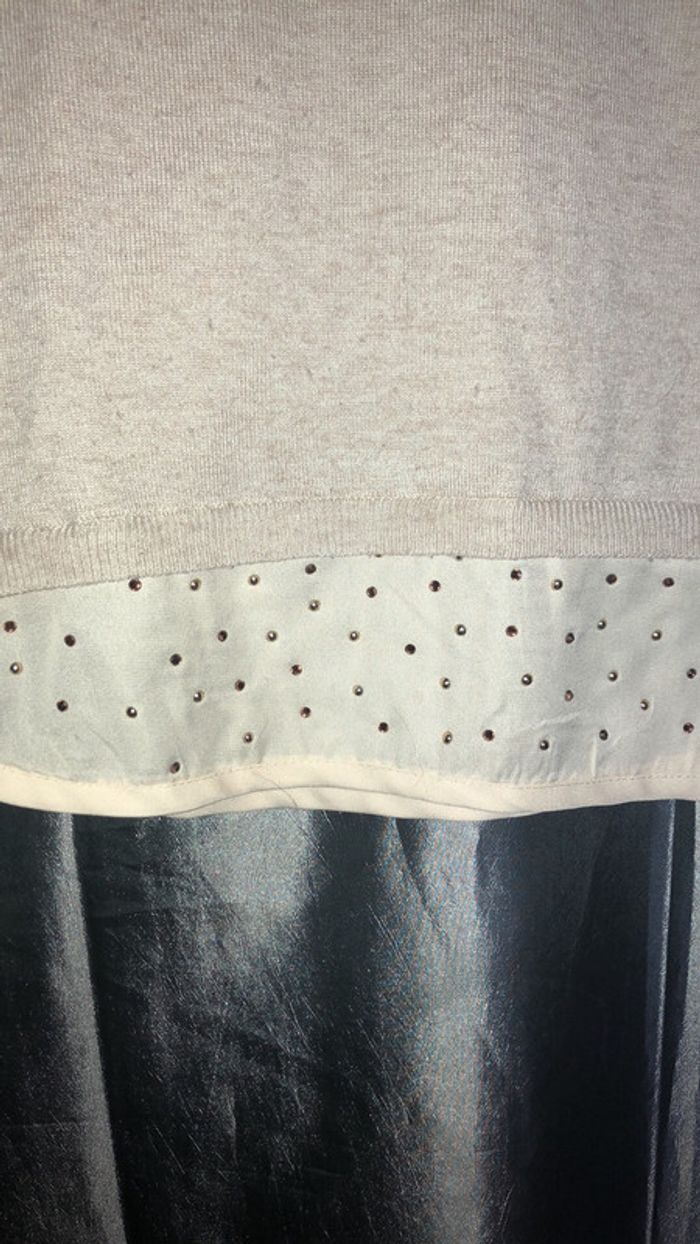 Pull fin beige avec bas en strass dorés taille M - photo numéro 2