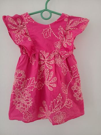 Magnifique robe d'été Zara rose à motif