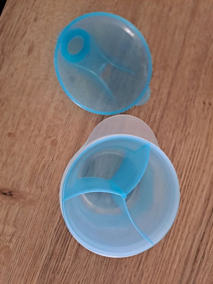 Distributeur lait - photo numéro 2