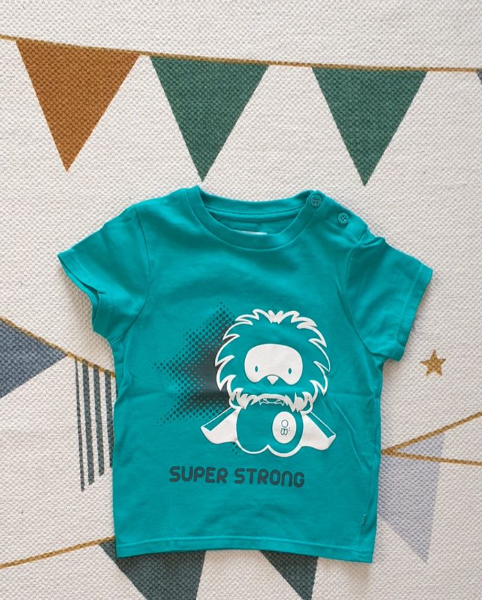 Tshirt manches courtes, Lion vert, taille 12 mois, Obaïbi