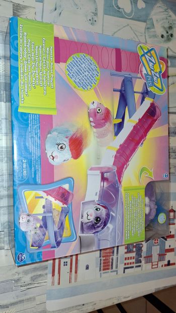 Zhu zhu pet maison pour hamster neuf. Avec le hamster WINKIE inclus