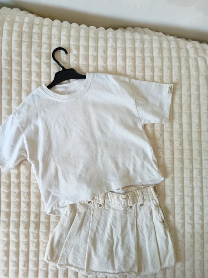 Ensemble jupe + t-shirt fille 6/7ans Zara 🤍🌼