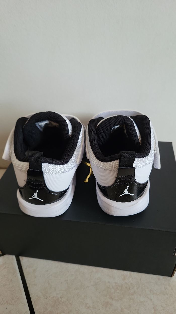 Baskets bébé Jordan Stay Loyal - photo numéro 4