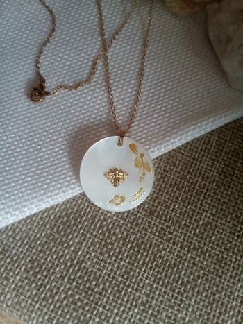 Collier réversible abeille nacrée