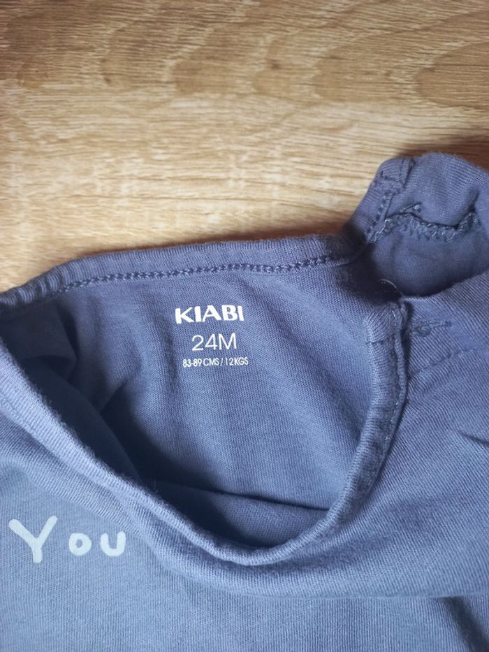 Vends t-shirt manches courtes 24 mois - photo numéro 3