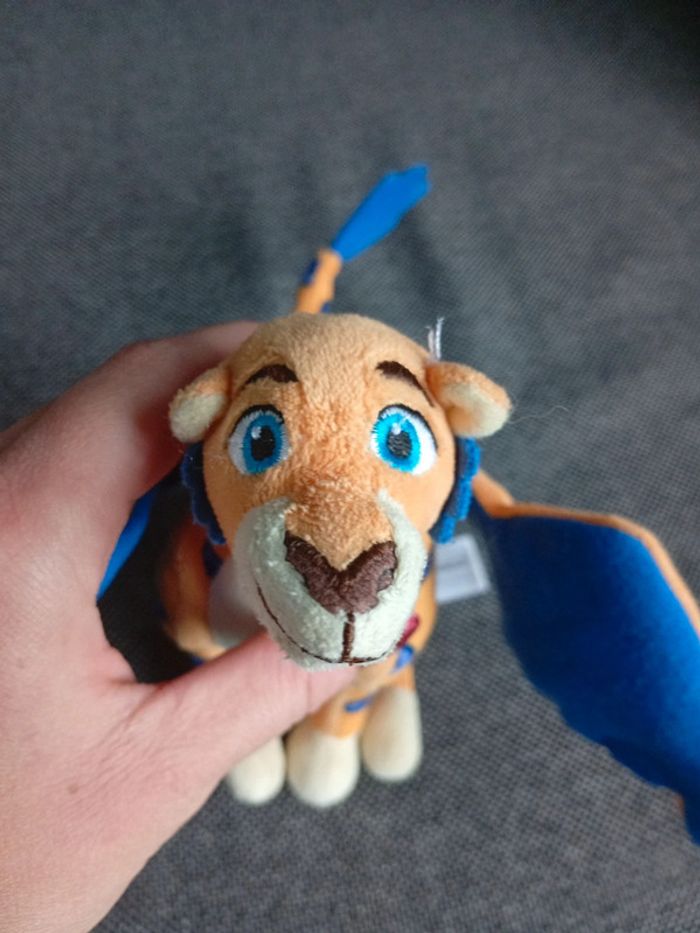 Peluche Skylar Elena d'Avalor - photo numéro 3