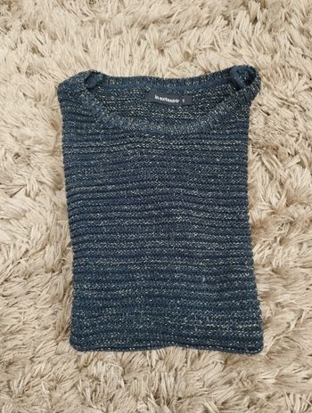 Robe pull à fils dorés
