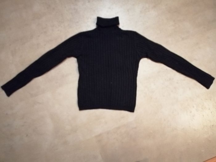 Pull noir fin col roulé taille M Zara Neuf - photo numéro 2