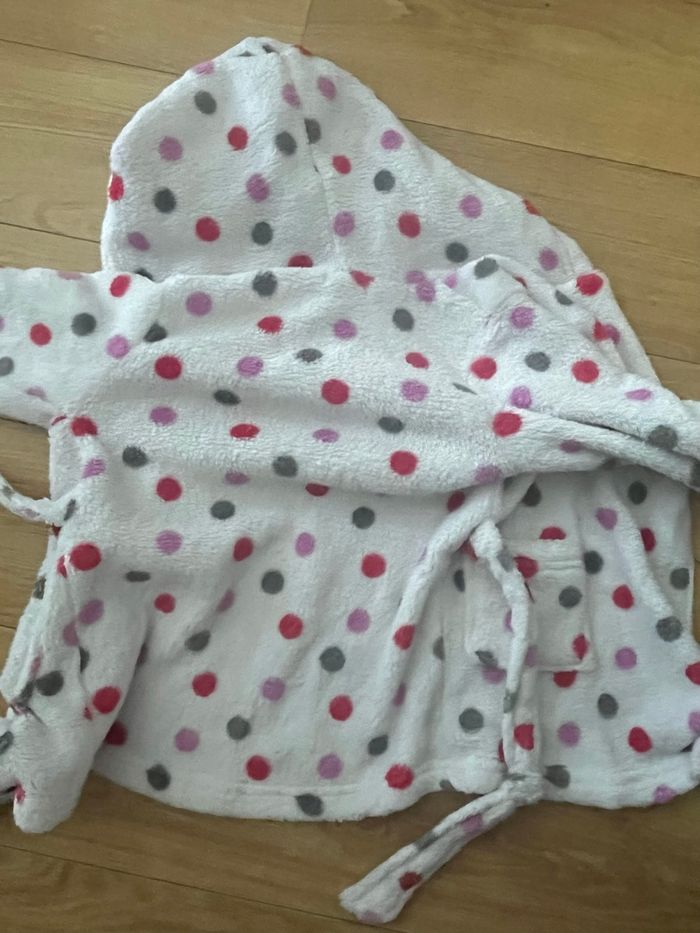 Robe de chambre à pois - photo numéro 3