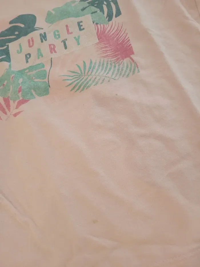 Tee-shirt 8ans - photo numéro 2
