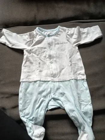 Tenue 1 mois