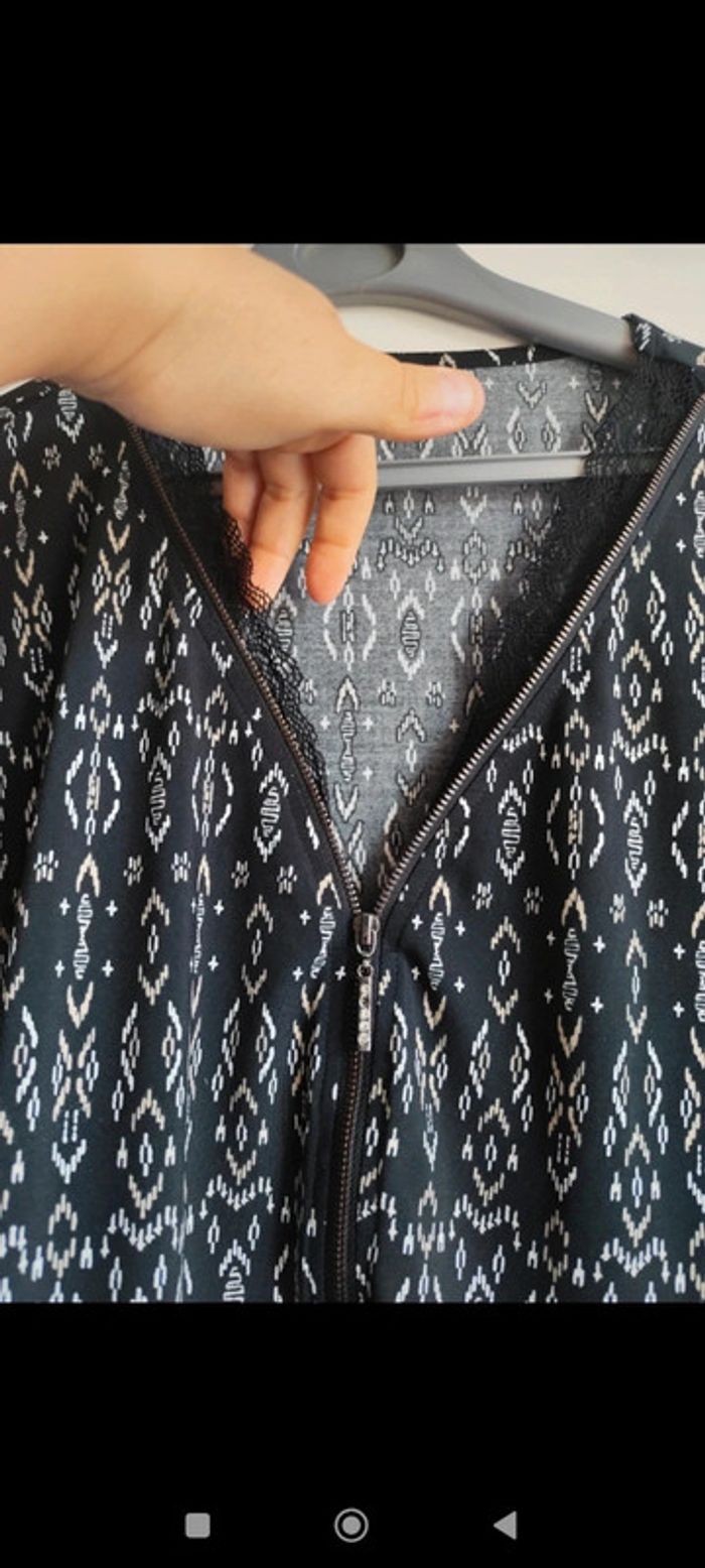Blouse noire à motifs avec dentelle taille S Mosquitos - photo numéro 3