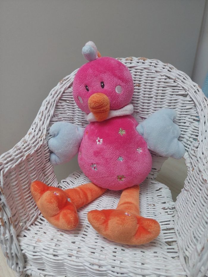 Tape a l'œil - peluche doudou poule rose
