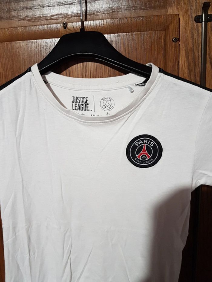 T-shirt  PSG  mbappe  10 ans - photo numéro 2