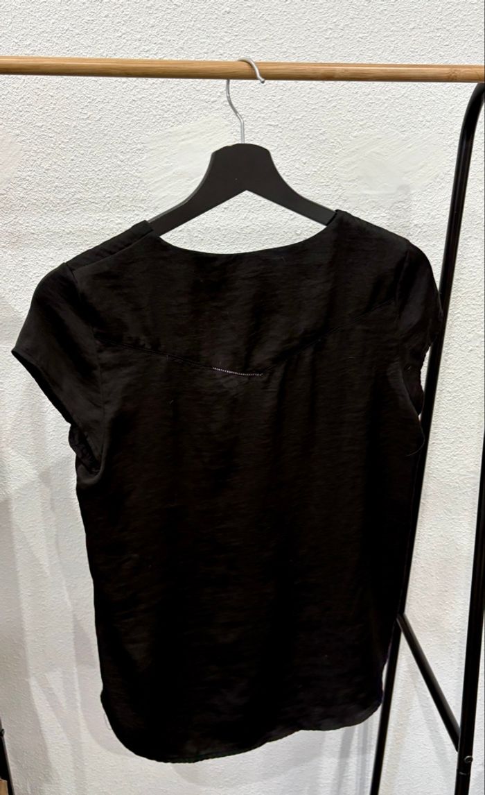 Haut noir effet satiné H&M - Taille 36 - photo numéro 2