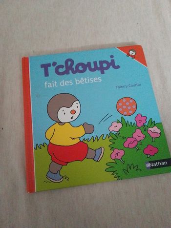 T'choupi fait des bêtises