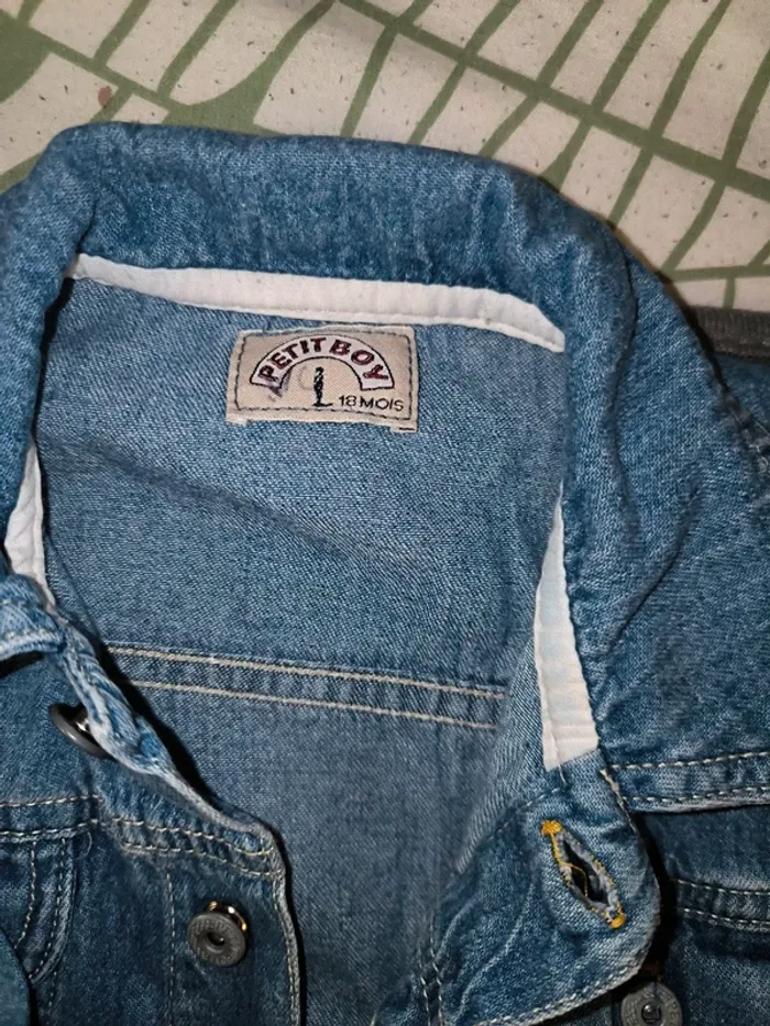 Veste en jean et haut manches longues 12 mois - photo numéro 4